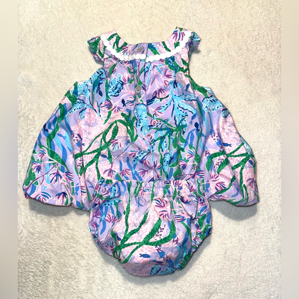 Lilly Pulitzer Baby Paloma bubble dress, size 3-6 mos, EUC
Multi Seacret Escape - Picture 6 of 6